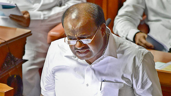 'ಧಮ್ಕಿ' ಹಾಕಿಸುತ್ತಿರುವುದು ಸರಿಯಾದ ಕ್ರಮವಲ್ಲ