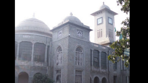 ಡಿ-ಕಂಟೇನ್ಮೆಂಟ್ ಪ್ರದೇಶಗಳು