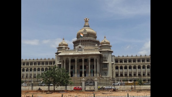ಕಂಟೇನ್ಮೆಂಟ್ ಪ್ರದೇಶಗಳು - 2