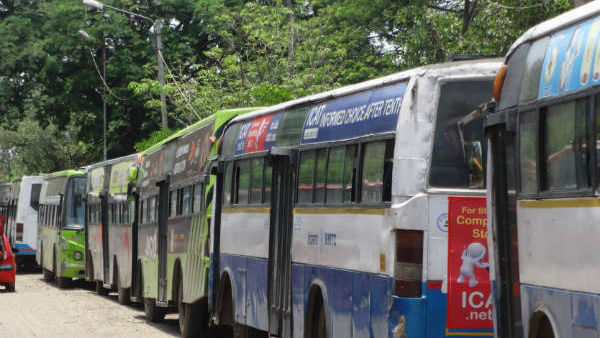 ಸೋಮವಾರ ಇಡೀ ದಿನ ಕ್ಯಾಬ್, ಆಟೋ, ಬಸ್ಗಳು ಖಾಲಿ ಖಾಲಿ