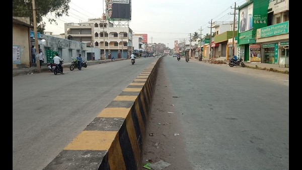 ವೃದ್ಧರು-ಮಕ್ಕಳು ಮನೆಯಲ್ಲಿರಲು ಮನವರಿಕೆ