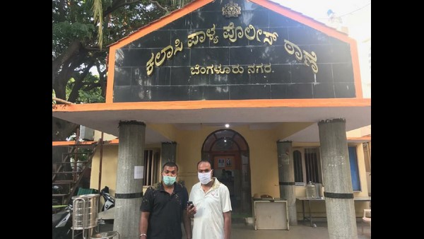 ಧನರಾಜ್ ಮೇಲೆ ಸಗಣಿ ಎಸೆತ