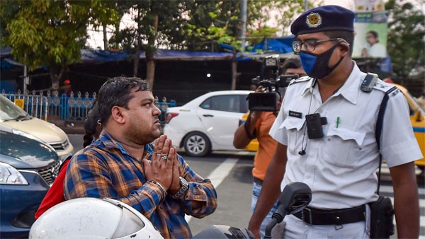 'ಖಾಕಿ'ಗೆ ಕೊರೊನಾ ವೈರಸ್ ಅಂಟಿಕೊಳ್ಳದಿರಲು ಮಾರ್ಗಸೂಚಿ ಸಿದ್ಧ