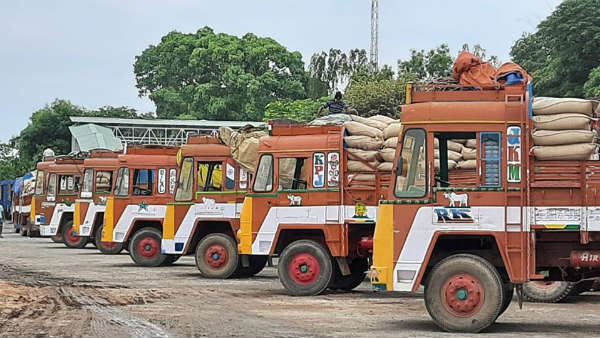 ಕೃಷಿ ಚಟುವಟಿಕೆಗೆ ಗೊಬ್ಬರ