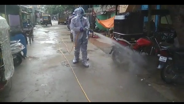 ಸೋಂಕು ಹರಡದಿರಲು ರಾಸಾಯನಿಕ ಸಿಂಪಡಣೆ