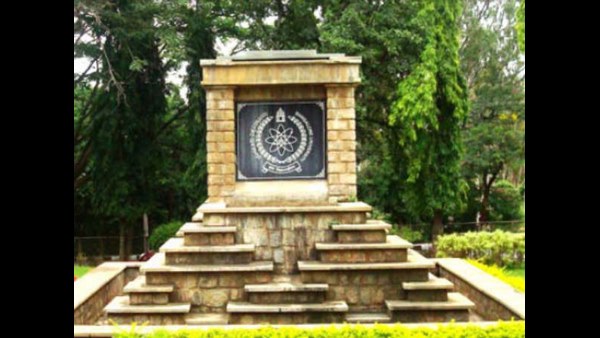 ದೂರಶಿಕ್ಷಣ ಅವಕಾಶ ದಂಧೆಯಾಗಿತ್ತು