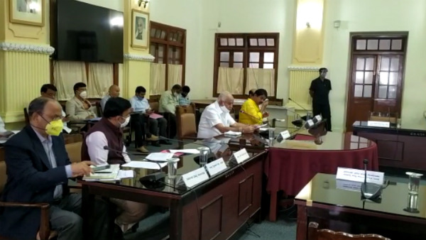 ಸಿಎಂ ಜೊತೆ ಸಭೆಯಲ್ಲಿ ಭಾಗಿ
