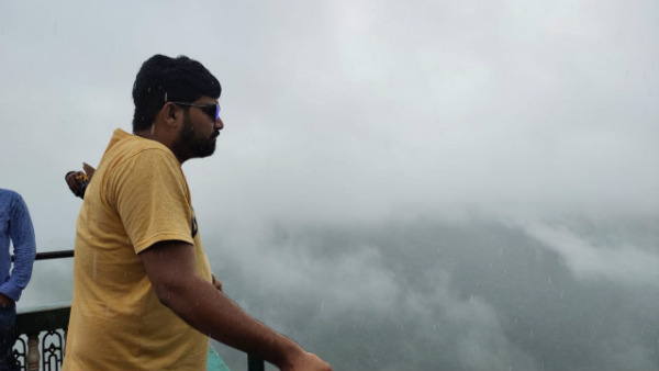 ಕೇಕೆ ಹಾಕುವ ಬೆಳ್ಳಿ ಮೋಡಗಳು
