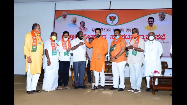 ಸಂತೋಷ್ ಆಪ್ತರು