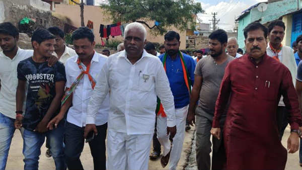 ಸ್ಥಾನ-ಮಾನ ಸಿಗಬೇಕು