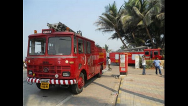 ವಯಸ್ಸಿನ ಮಿತಿ ಮತ್ತು ಶುಲ್ಕದ ವಿವರ?
