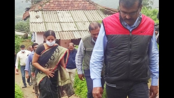 ಅಪಾಯದಲ್ಲಿದ್ದ ಕುಟುಂಬಗಳ ಸ್ಥಳಾಂತರ