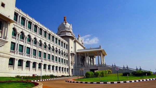 ಪೀಠೋಪಕರಣ ಖರೀದಿ ಇಲ್ಲ