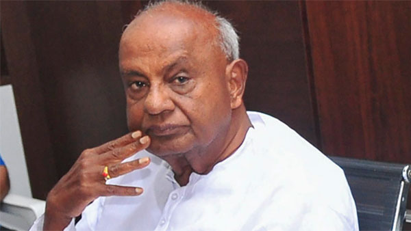 ಘಟನೆ ಬಗ್ಗೆ ಮಾಜಿ ಪ್ರಧಾನಿ ದೇವೇಗೌಡ ವಿಷಾದ