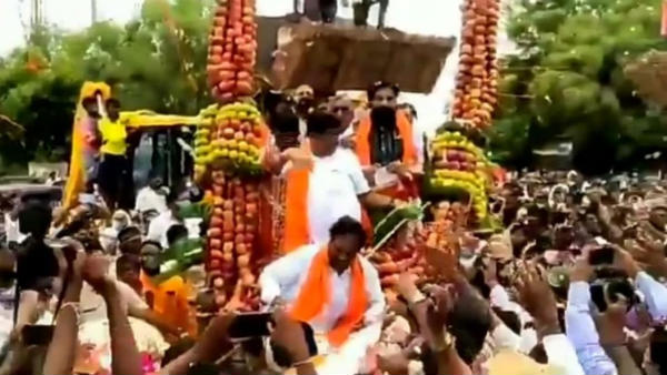 ಸಚಿವರಿಂದ ಆರಂಭ