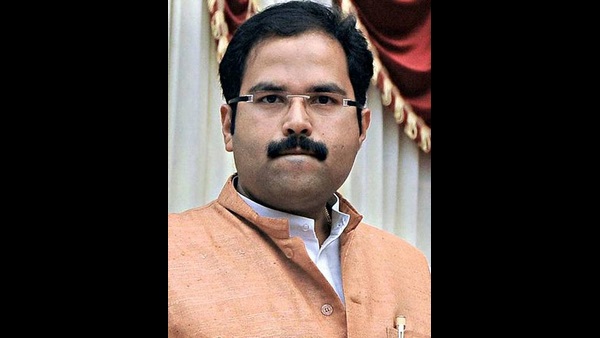 ಮಾಜಿ ಸಚಿವ ಅಸ್ನೋಟಿಕರ್ ಅಸಮಾಧಾನ