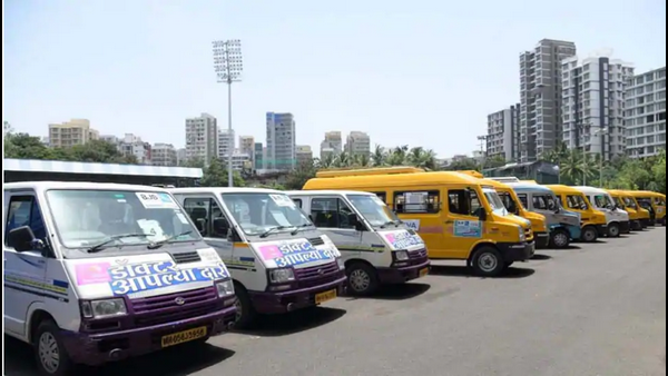 ಮೊಬೈಲ್ ಫೀವರ್ ಕ್ಲಿನಿಕ್ ಅಂಬುಲೆನ್ಸ್