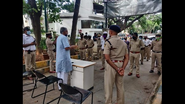ಇಲಾಖೆಯ ಅಧಿಕಾರಿಗಳು