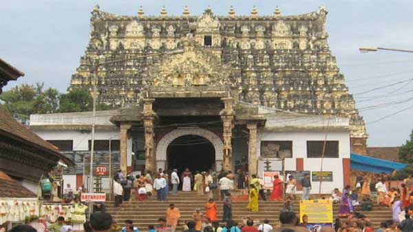 ನೆಲಮಾಳಿಗೆಯಲ್ಲಿರುವ ಆರು ರಹಸ್ಯ ಕೊಠಡಿ