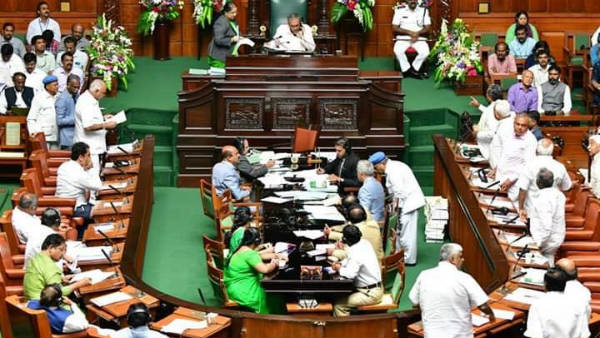 ಮಳೆಗಾಲದ ಅಧಿವೇಶನ