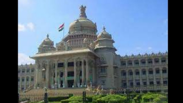 ಸರ್ಕಾರ ಮಾಹಿತಿ ಮುಚ್ಚಿಟ್ಟಿದೆ