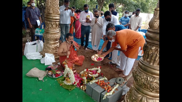 6841 ಗ್ರಂಥಾಲಯಗಳು