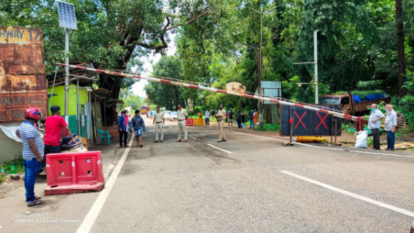 ಪಕ್ಕದಲ್ಲೇ ಇದ್ದರೂ ಖರೀದಿಸಲಾಗದ ಪರಿಸ್ಥಿತಿ
