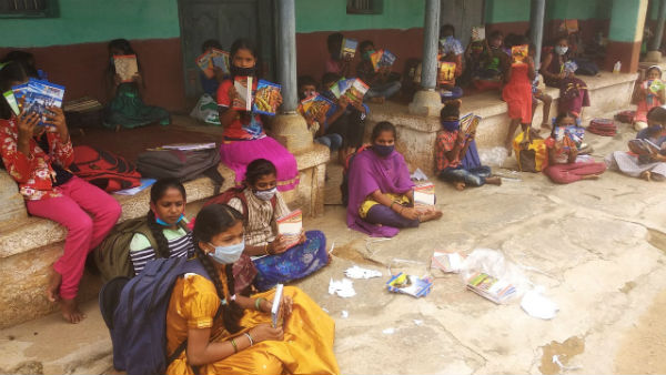 ಹಳ್ಳಿಹಳ್ಳಿಗಳಿಗೆ ತೆರಳಿ ಪಾಠ