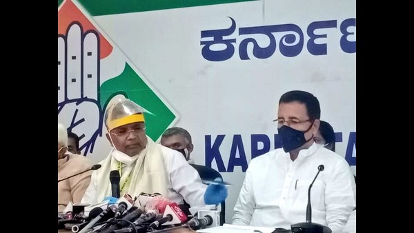 ಯಡಿಯೂರಪ್ಪ ಚೆಕ್ ಮೂಲಕ ಲಂಚ ಪಡೆದಿದ್ದರು