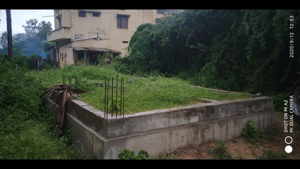 ವಾಸಿಸಲು ಮನೆ ಇಲ್ಲ