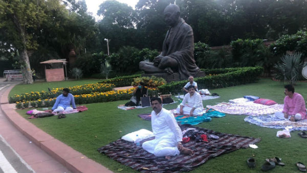 ಸರ್ಕಾರದಿಂದ ಒಬ್ಬರೂ ಬಂದಿಲ್ಲ