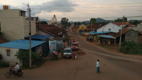 ವಶ್ಯಕತೆ ಇದ್ದರೆ ಮಾತ್ರ ಓಡಾಡಬೇಕು