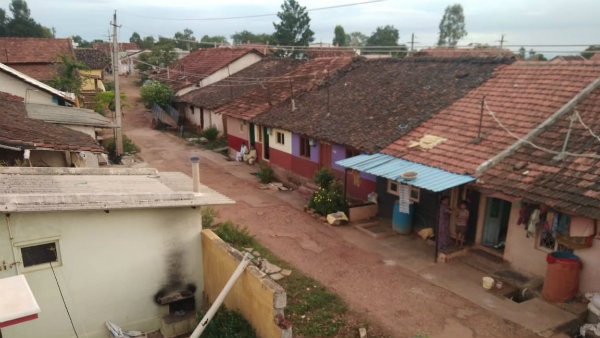 ಗ್ರಾಮದಲ್ಲಿ ಕೃಷಿ ಕುಟುಂಬಗಳೇ ಹೆಚ್ಚು