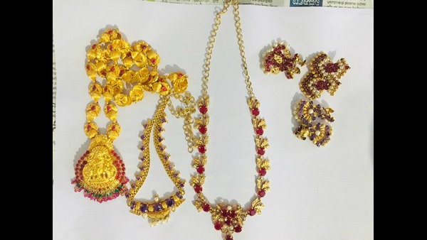 ಫೈನಾನ್ಸ್ ಕಂಪನಿಗಳಲ್ಲಿಟ್ಟಿದ್ದಾನೆ ಮಹಿಳೆಯರ ಚಿನ್ನ