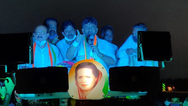 ಜಾತಿ ಕಾರ್ಡ್ ಬಳಕೆ ಮಾಡುತ್ತಿರುವ ಡಿಕೆಶಿ