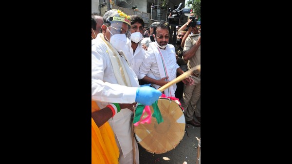ಕಪಾಲಿ ಬೆಟ್ಟದಲ್ಲಿ ಏನು ಸ್ವಾಮಿ ಯಾಕೆ?