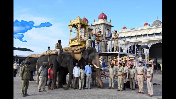 ಮಧ್ಯಾಹ್ನ 2.59 ರಿಂದ 3.20ರವರೆಗೆ ನಂದಿ ಧ್ವಜ ಪೂಜೆ