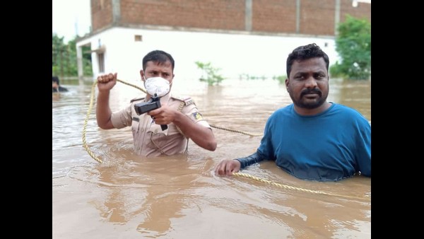 ನೀಲಕಂಠೇಶ್ವರ ದೇವಾಲಯ ನೀರಿನಲ್ಲಿ ಮುಳುಗಡೆ