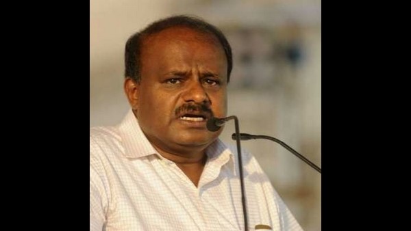 ಟಾರ್ಗೆಟ್ಕೊಟ್ಟು ವಸೂಲಿ ಮಾಡುತ್ತಿದೆ ಸರ್ಕಾರ