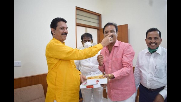 ಹೊರಗಿನಿಂದ ಬಂದವರಿಂದ ಸಮಸ್ಯೆ!