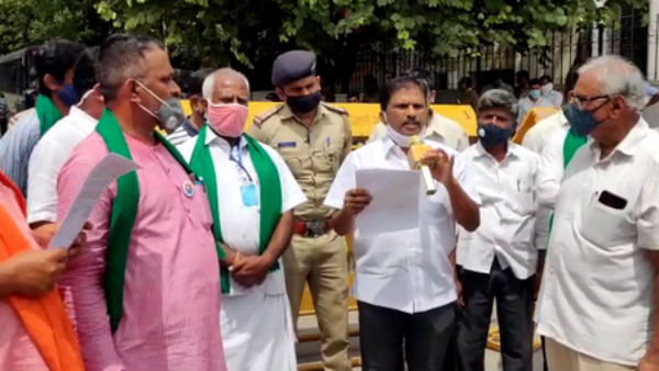 ರಾಜ್ಯಾಧ್ಯಕ್ಷರ ಪರವಾಗಿ ಮನವಿ ಸ್ವೀಕಾರ