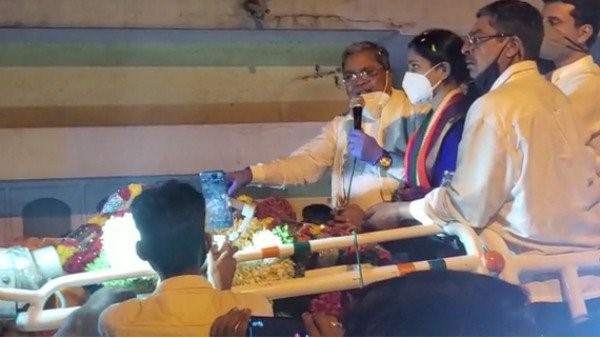 ಗಲಭೆ ಎಬ್ಬಿಸಲು ಮುನಿರತ್ನ ಪ್ರಯತ್ನ