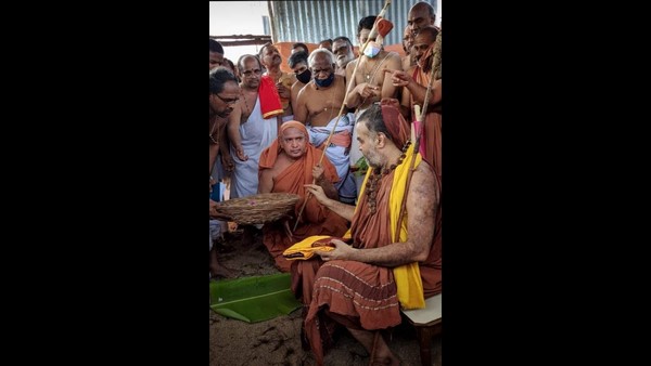 The Peetharohana Programe Of Edaneeru Math New Swamiji On October 28th The Peetharohana Programe Of Edaneeru Math New Swamiji On October 28th