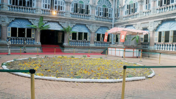 ಸಾಂಪ್ರದಾಯಿಕವಾಗಿ ನಡೆದು ಬಂದ ಆಚರಣೆ