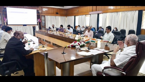 ಆಪ್ಲೈನ್ ತರಗತಿ ಆರಂಭಿಸಲು ಇದು ಸಕಾಲ