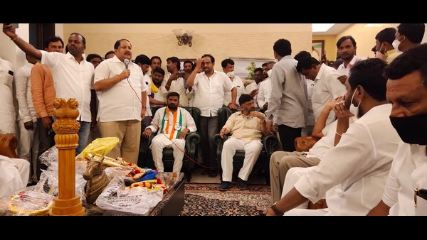 ನಂತರ ಡಿಕೆಶಿ ಭೇಟಿ ಮಾಡಿದ ಬಸನಗೌಡ