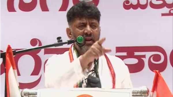 ಸಚಿವ, ವಿಧಾನ ಪರಿಷತ್ ಸದಸ್ಯರಿಂದ ಬೆದರಿಕೆ?
