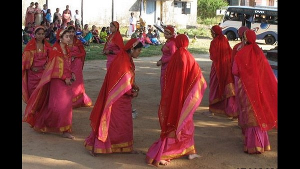 ಕೋಲಾಟ, ಸುಗ್ಗಿ ಕುಣಿತ