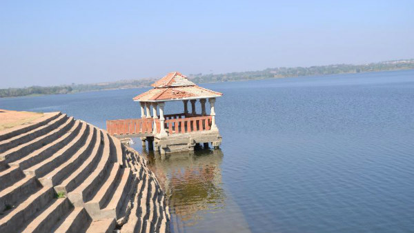 ತುಂಬಿರುವ ತೊಣ್ಣೂರು ಕೆರೆ