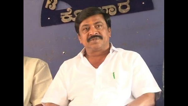 ಮೇಲ್ನೋಟಕ್ಕೆ ರಾಜಕೀಯ ಗುದ್ದಾಟ
